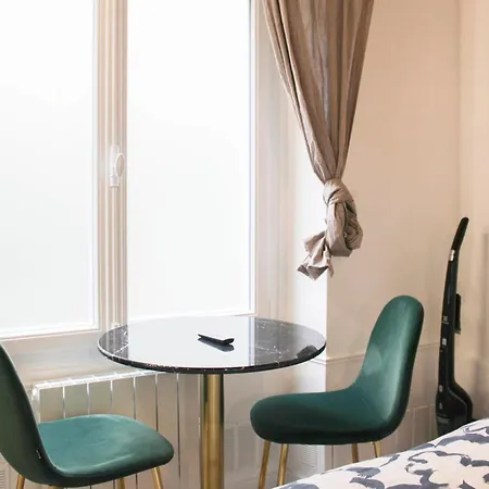 Charming 2-room In The Heart Of Apartamento Paris